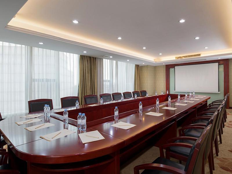 Vienna International Hotel Taicang Nanyang Plaza Buitenkant foto