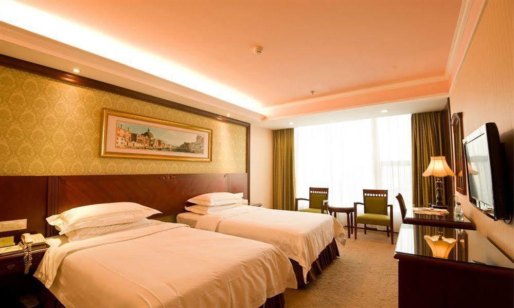 Vienna International Hotel Taicang Nanyang Plaza Buitenkant foto